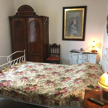 Vintage House For Rent 60M From Sea Apartment Baska Voda Luaran gambar