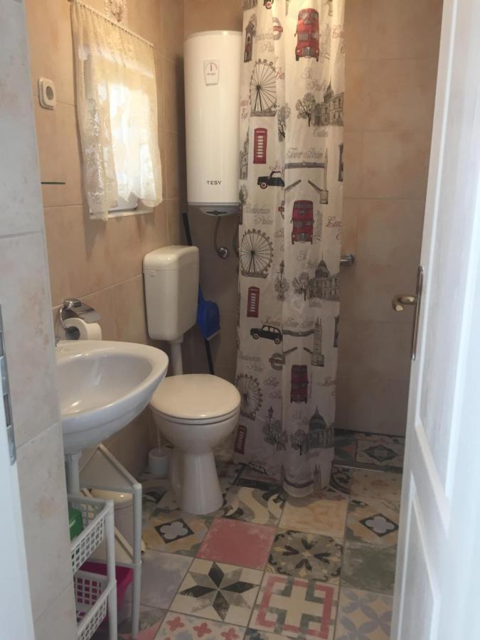 Vintage House For Rent 60M From Sea Apartment Baska Voda Luaran gambar