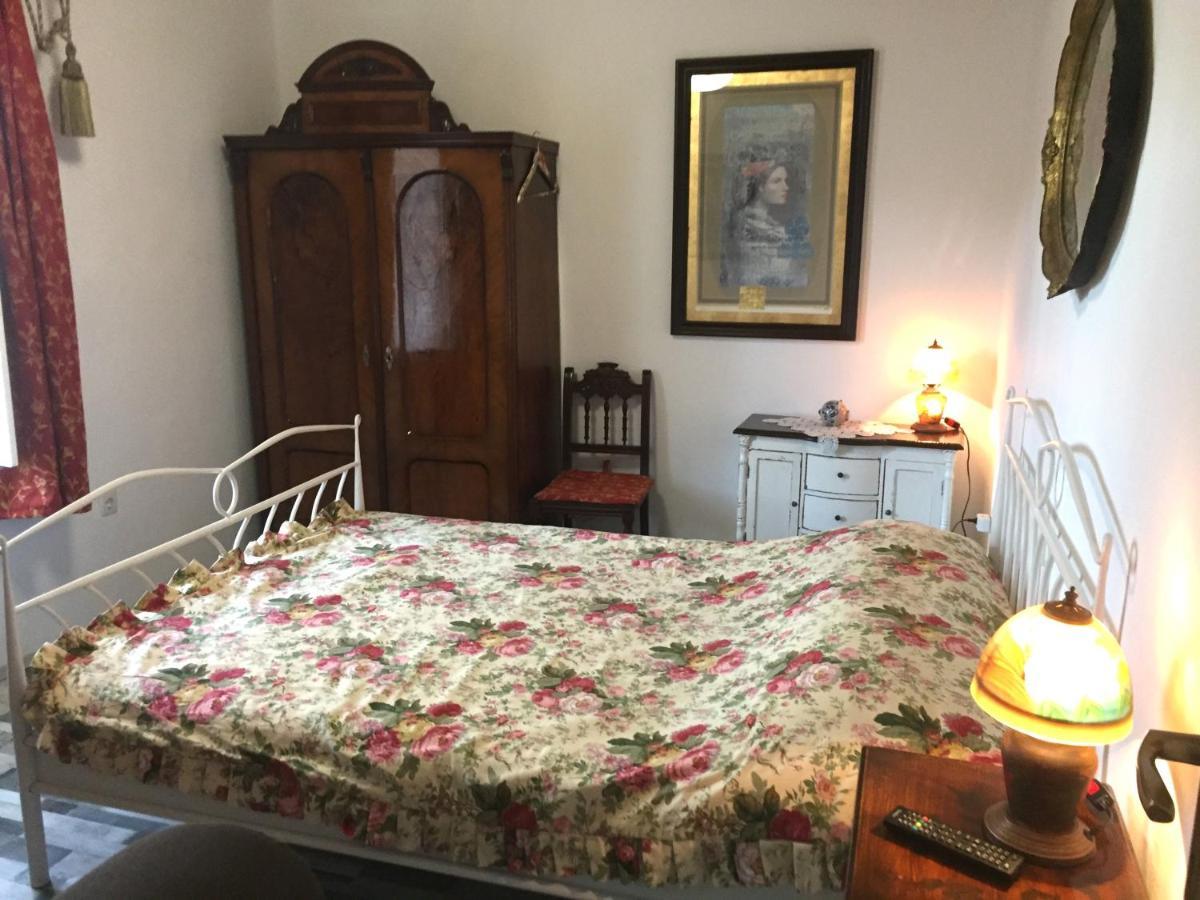 Vintage House For Rent 60M From Sea Apartment Baska Voda Luaran gambar