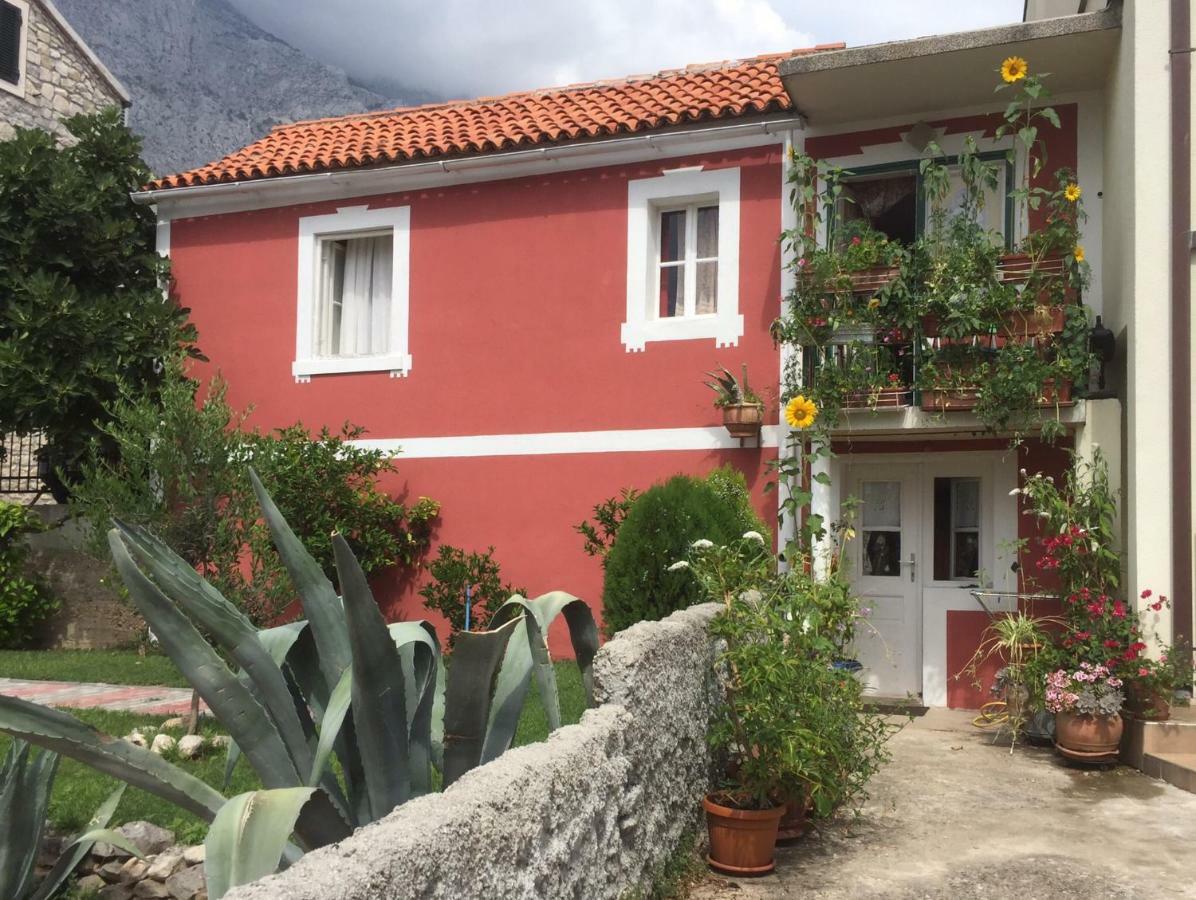 Vintage House For Rent 60M From Sea Apartment Baska Voda Luaran gambar